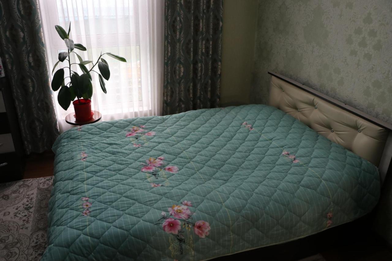 Guest House Oimo 巴雷克奇 外观 照片