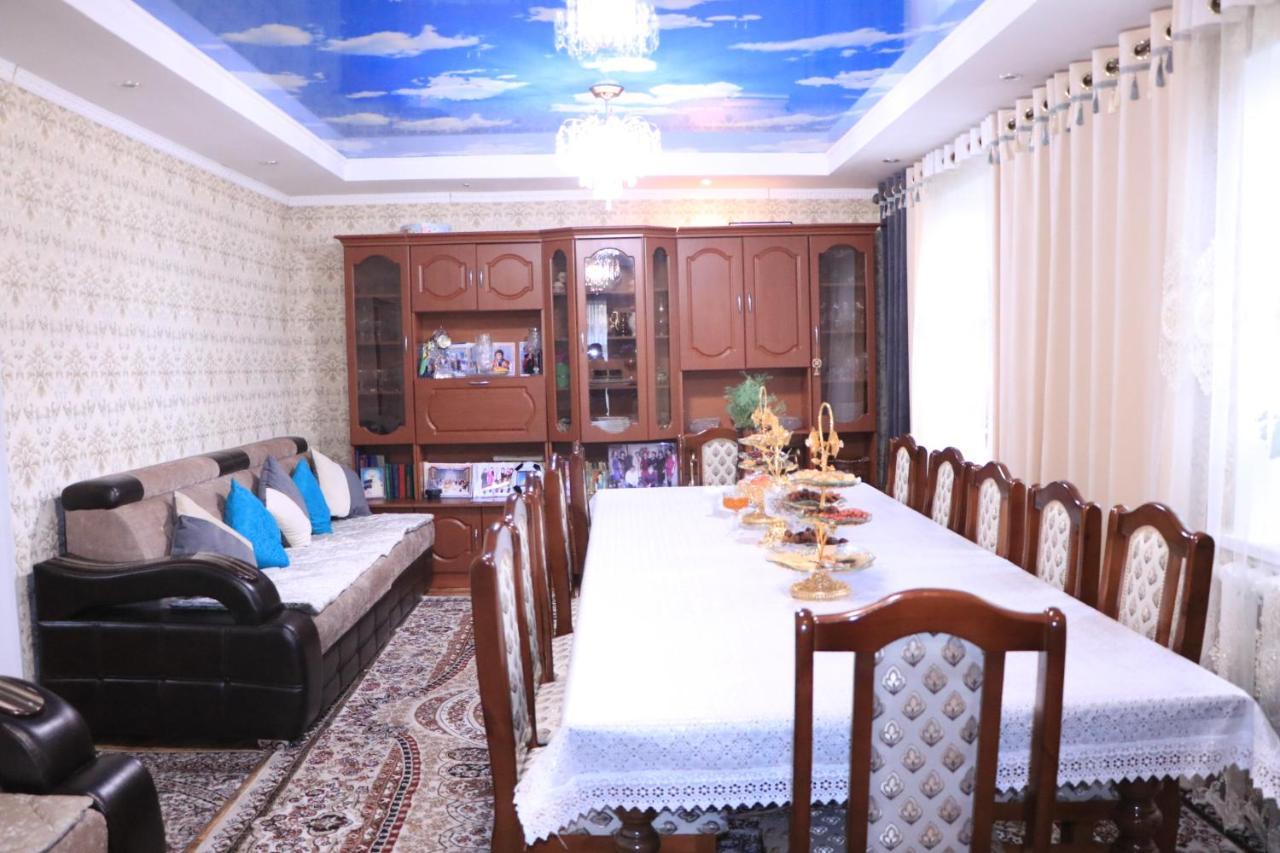 Guest House Oimo 巴雷克奇 外观 照片